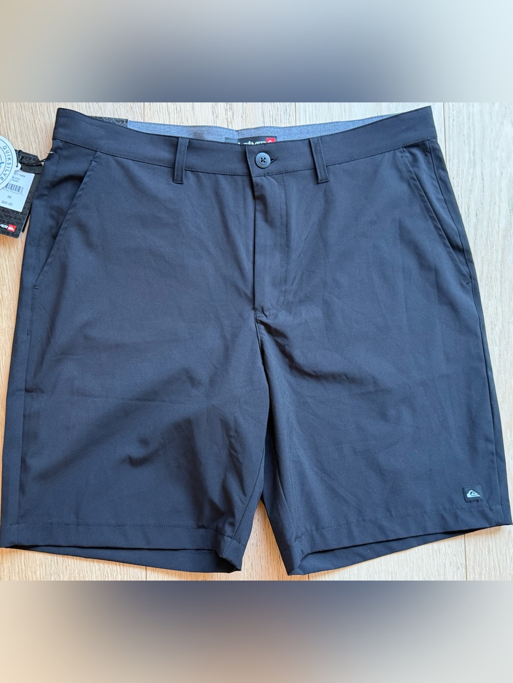 Quiksilver Men’s Amphibian Hybrid Walk Shorts Black 36 9” Quick Dry UPF 50 NWT